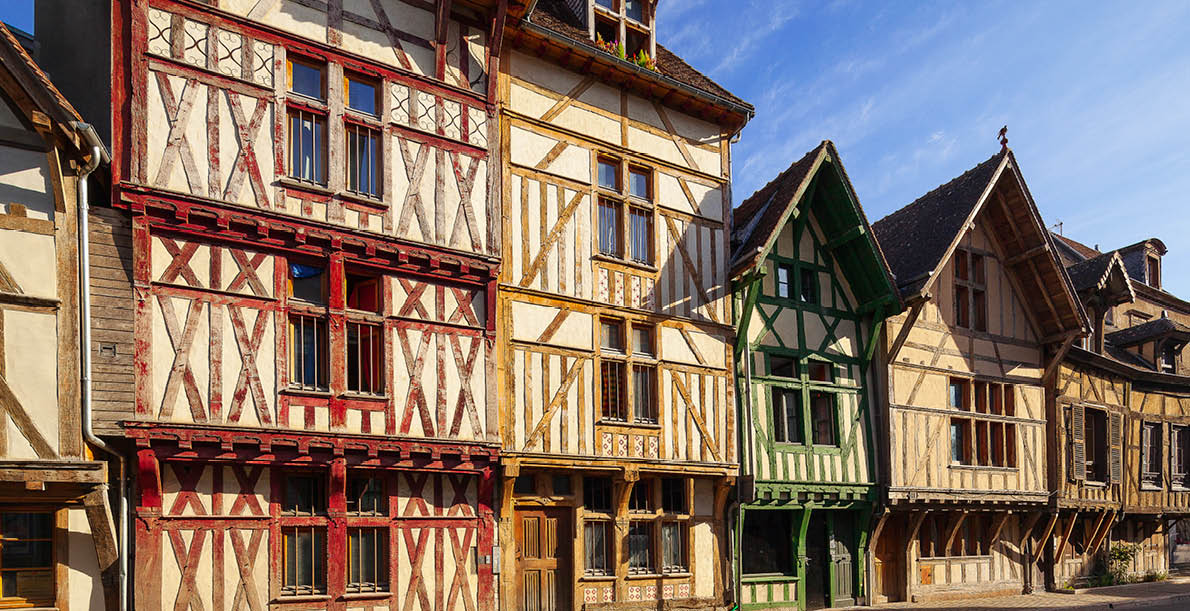 5 maisons   pan de bois rue Kleber